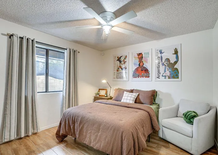 Luxurious Outdoor Oasis! Spacious Retreat Holiday home Mesa